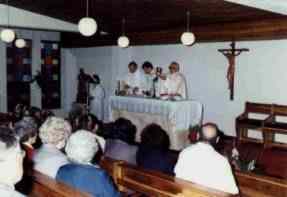 Durante la celebracin de una misa.